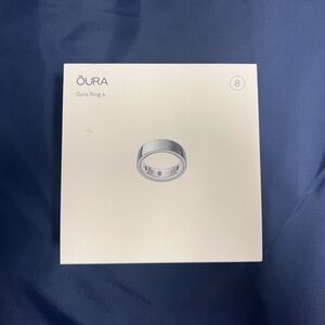 [SEALED] Oura Ring Gen 4 (size 8)